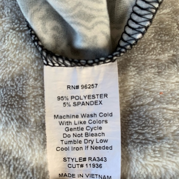 Perception Concept Blouse - Picture 4 of 7